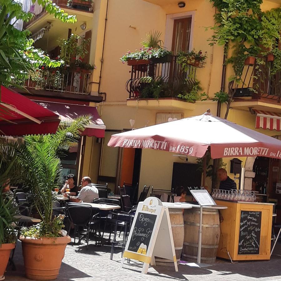 Hotel Danieli La Castellana Lago Di Garda ブレンゾーネ エクステリア 写真