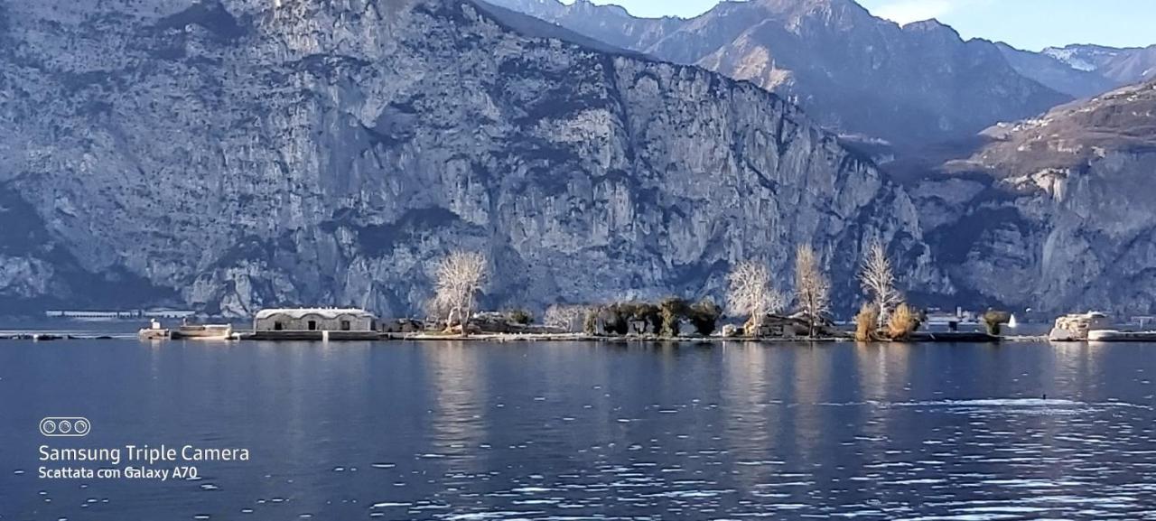 Hotel Danieli La Castellana Lago Di Garda ブレンゾーネ エクステリア 写真