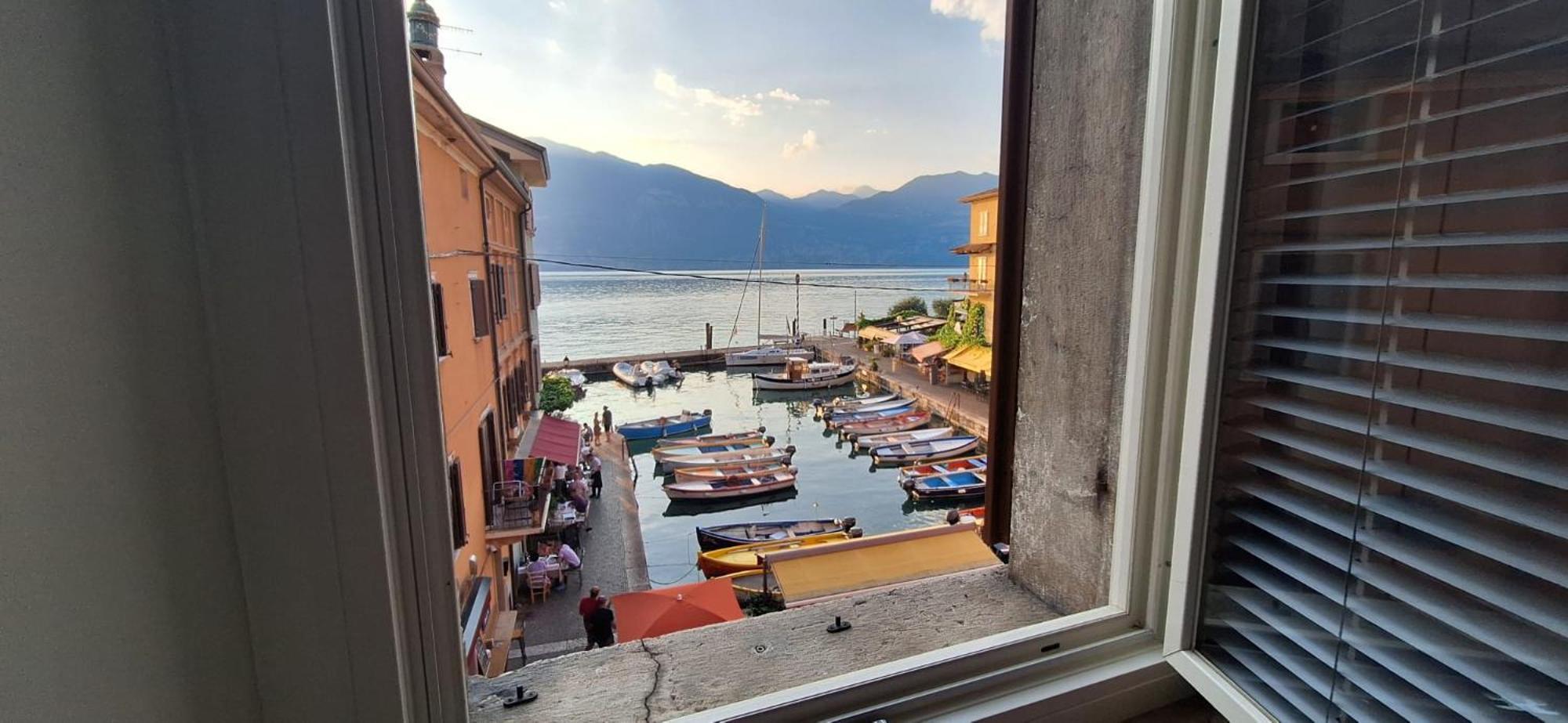 Hotel Danieli La Castellana Lago Di Garda ブレンゾーネ エクステリア 写真