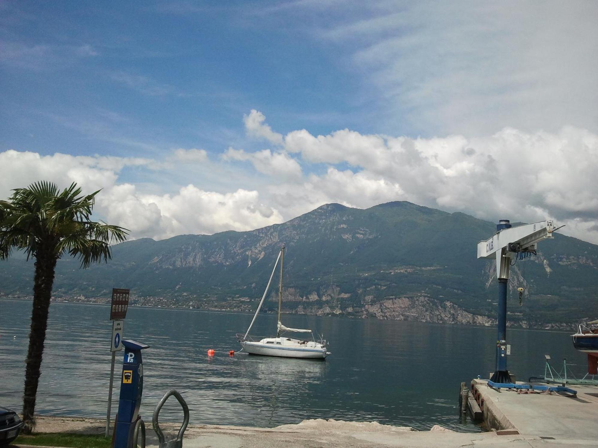 Hotel Danieli La Castellana Lago Di Garda ブレンゾーネ エクステリア 写真